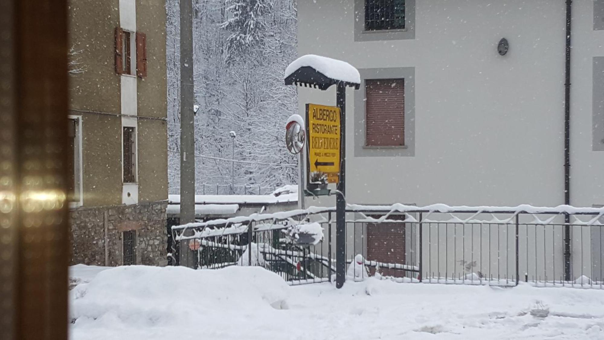 Albergo Belvedere Collio Eksteriør billede